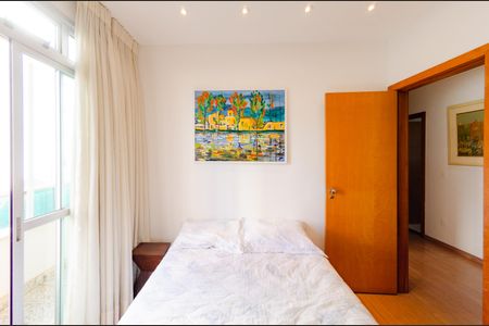 Apartamento à venda com 127m², 3 quartos e 2 vagasQuarto 1