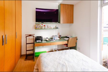 Apartamento à venda com 127m², 3 quartos e 2 vagasQuarto 1