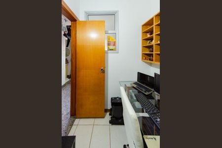 Apartamento à venda com 127m², 3 quartos e 2 vagasQuarto de serviço