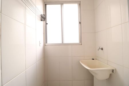 Apartamento para alugar com 47m², 2 quartos e 1 vagaÁrea de Serviço