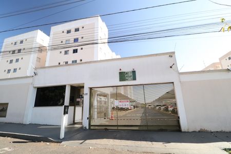 Apartamento para alugar com 47m², 2 quartos e 1 vagaFachada