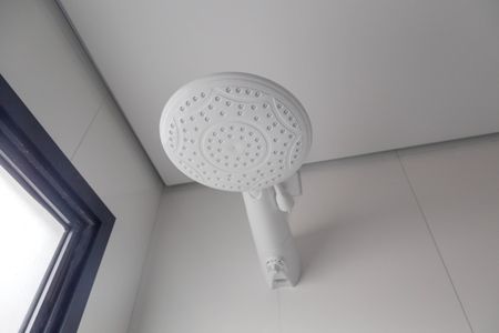 Banheiro de kitnet/studio para alugar com 1 quarto, 43m² em Jardim Pinhal, Guarulhos