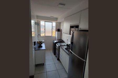 Cozinha de apartamento à venda com 2 quartos, 47m² em Novo Horizonte, Belo Horizonte