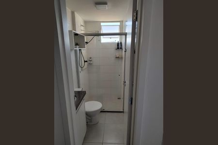 Apartamento à venda com 47m², 2 quartos e 1 vaga Apartamento à venda com 47m², 2 quartos e 1 vagaBanheiro