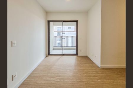 Apartamento para alugar com 67m², 3 quartos e sem vaga Apartamento para alugar com 67m², 3 quartos e sem vagaSala