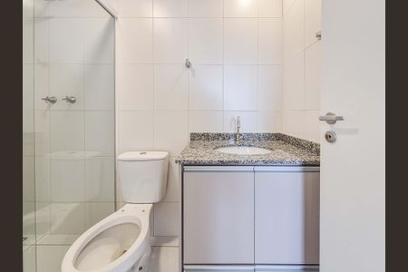 Apartamento para alugar com 67m², 3 quartos e sem vaga Apartamento para alugar com 67m², 3 quartos e sem vagaBanheiro da Suíte