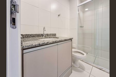 Apartamento para alugar com 67m², 3 quartos e sem vaga Apartamento para alugar com 67m², 3 quartos e sem vagaBanheiro Social