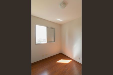 Apartamento à venda com 83m², 3 quartos e 2 vagasQuarto 2