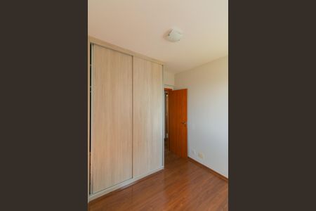 Apartamento à venda com 83m², 3 quartos e 2 vagasQuarto 2