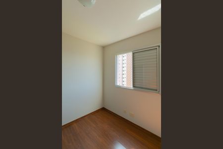 Apartamento à venda com 83m², 3 quartos e 2 vagasQuarto 2