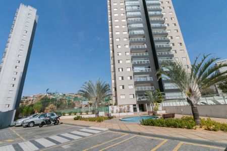 Apartamento à venda com 83m², 3 quartos e 2 vagasFachada