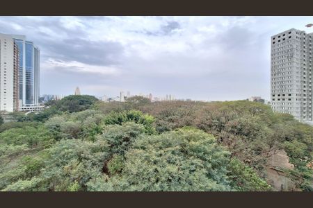 Apartamento à venda com 28m², 1 quarto e sem vaga Apartamento à venda com 28m², 1 quarto e sem vagaVista Varanda Sala/Cozinha