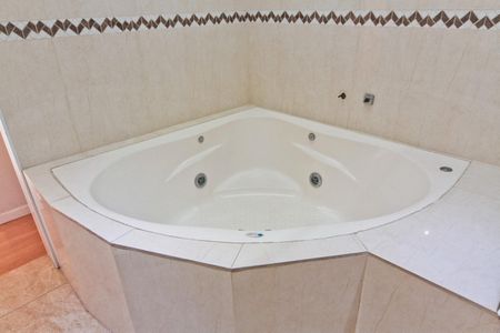 Casa à venda com 250m², 4 quartos e 4 vagas Casa à venda com 250m², 4 quartos e 4 vagasBanheiro da Suíte 3