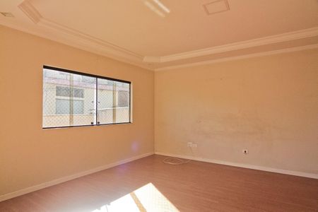 Casa à venda com 250m², 4 quartos e 4 vagas Casa à venda com 250m², 4 quartos e 4 vagasSuíte 3