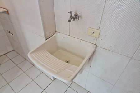 Casa à venda com 250m², 4 quartos e 4 vagas Casa à venda com 250m², 4 quartos e 4 vagasÁrea de Serviço