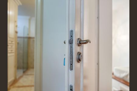 Casa à venda com 395m², 5 quartos e 1 vagaCorredor