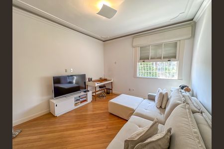 Casa à venda com 395m², 5 quartos e 1 vagaQuarto 1