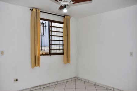 Apartamento à venda com 49m², 2 quartos e 1 vaga Apartamento à venda com 49m², 2 quartos e 1 vagaSala