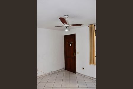 Apartamento à venda com 49m², 2 quartos e 1 vaga Apartamento à venda com 49m², 2 quartos e 1 vagaSala