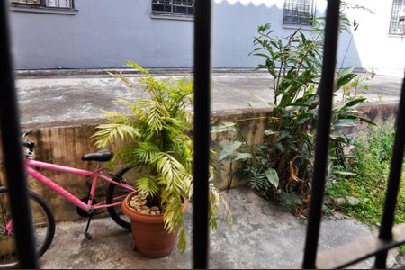 Apartamento à venda com 49m², 2 quartos e 1 vaga Apartamento à venda com 49m², 2 quartos e 1 vagaVista do Quarto 01