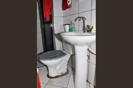 Apartamento à venda com 49m², 2 quartos e 1 vaga Apartamento à venda com 49m², 2 quartos e 1 vagaBanheiro Social
