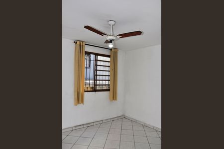 Apartamento à venda com 49m², 2 quartos e 1 vaga Apartamento à venda com 49m², 2 quartos e 1 vagaSala