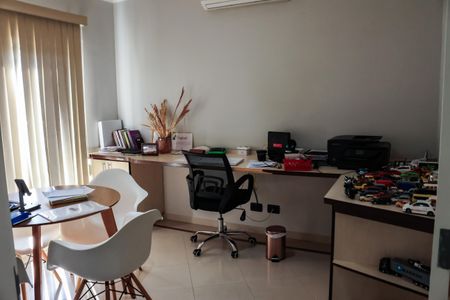 Casa de condomínio para alugar com 390m², 5 quartos e 5 vagas Casa de condomínio para alugar com 390m², 5 quartos e 5 vagasQuarto 2