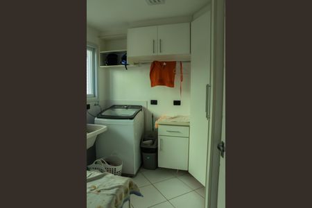 Casa de condomínio para alugar com 390m², 5 quartos e 5 vagas Casa de condomínio para alugar com 390m², 5 quartos e 5 vagasÁrea de Serviço