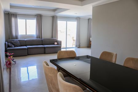 Casa de condomínio para alugar com 390m², 5 quartos e 5 vagas Casa de condomínio para alugar com 390m², 5 quartos e 5 vagasSala