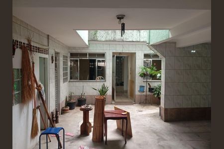 Casa para alugar com 1200m², 3 quartos e 4 vagasQuintal inferior