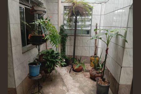 Casa para alugar com 1200m², 3 quartos e 4 vagasQuintal inferior