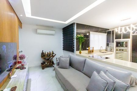Sala de apartamento à venda com 3 quartos, 160m² em Vila Curuçá, Santo André