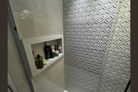 Apartamento à venda com 178m², 3 quartos e 3 vagasBanheiro da Suíte 2