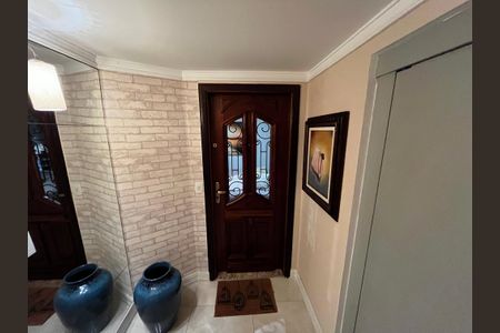 Apartamento à venda com 178m², 3 quartos e 3 vagasEntrada