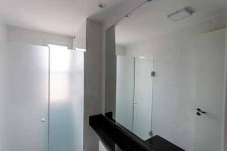 Banheiro de kitnet/studio para alugar com 1 quarto, 36m² em Vila Sao Pedro, Santo André