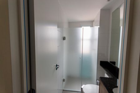 Banheiro de kitnet/studio para alugar com 1 quarto, 36m² em Vila Sao Pedro, Santo André