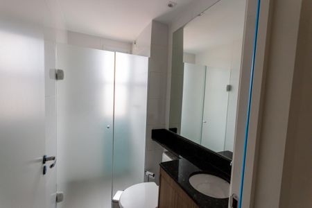 Banheiro de kitnet/studio para alugar com 1 quarto, 36m² em Vila Sao Pedro, Santo André