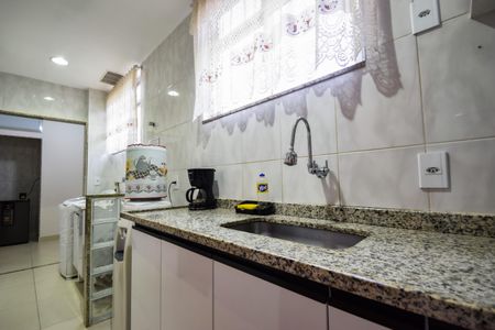 Apartamento à venda com 58m², 2 quartos e 1 vagaCozinha