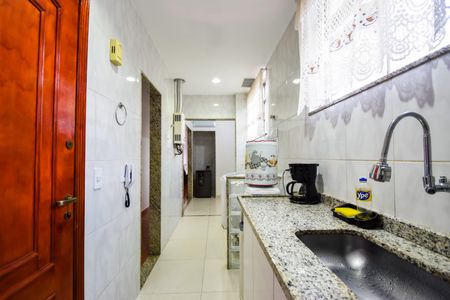 Apartamento à venda com 58m², 2 quartos e 1 vagaCozinha