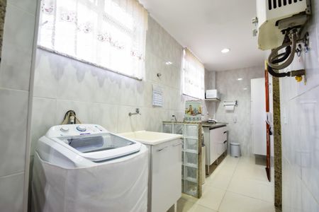 Apartamento à venda com 58m², 2 quartos e 1 vagaÁrea de Serviço
