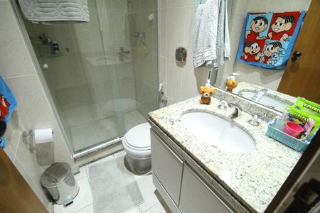 Apartamento à venda com 107m², 4 quartos e 2 vagasBanheiro Social