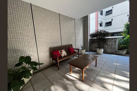 Apartamento à venda com 107m², 4 quartos e 2 vagasÁrea comum