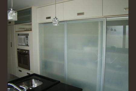 Apartamento à venda com 220m², 3 quartos e 4 vagasFoto 04