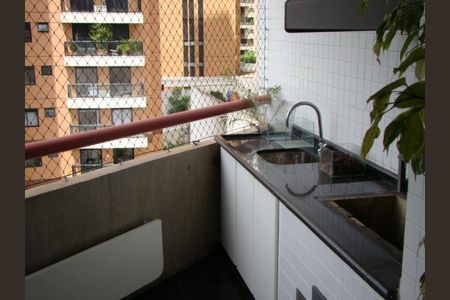 Apartamento à venda com 220m², 3 quartos e 4 vagasFoto 03