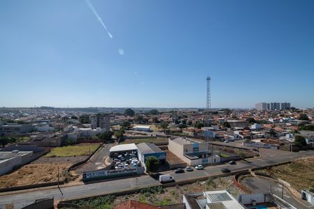 Apartamento para alugar com 76m², 3 quartos e 1 vagaVaranda - Vista