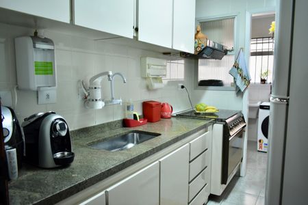 Apartamento à venda com 104m², 2 quartos e 1 vaga Apartamento à venda com 104m², 2 quartos e 1 vagaCozinha