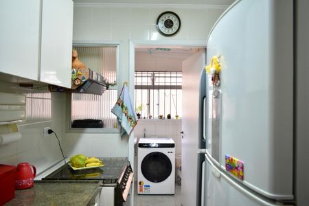 Apartamento à venda com 104m², 2 quartos e 1 vaga Apartamento à venda com 104m², 2 quartos e 1 vagaCozinha