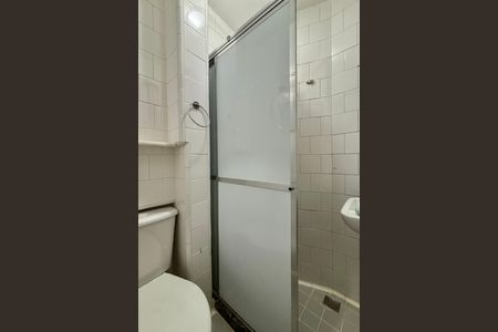 Apartamento para alugar com 90m², 3 quartos e sem vaga Apartamento para alugar com 90m², 3 quartos e sem vagaBanheiro de Serviço