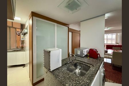 Apartamento para alugar com 90m², 3 quartos e sem vaga Apartamento para alugar com 90m², 3 quartos e sem vagaCozinha