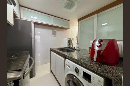 Apartamento para alugar com 90m², 3 quartos e sem vaga Apartamento para alugar com 90m², 3 quartos e sem vagaCozinha